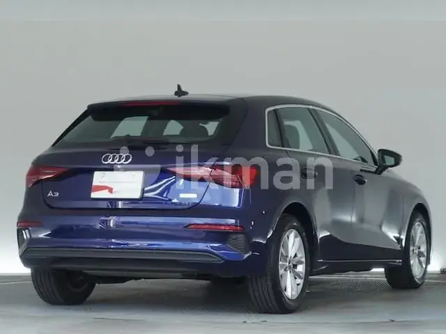 Audi A3 2024 photo 2