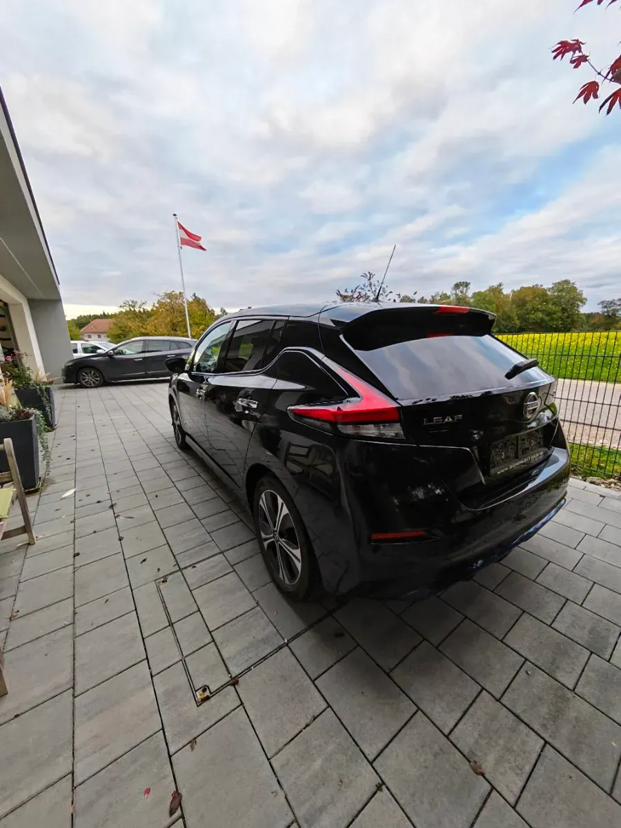 Nissan Leaf 2019 photo 3