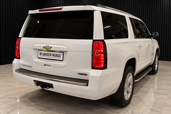 Chevrolet Suburban 2018 photo 5