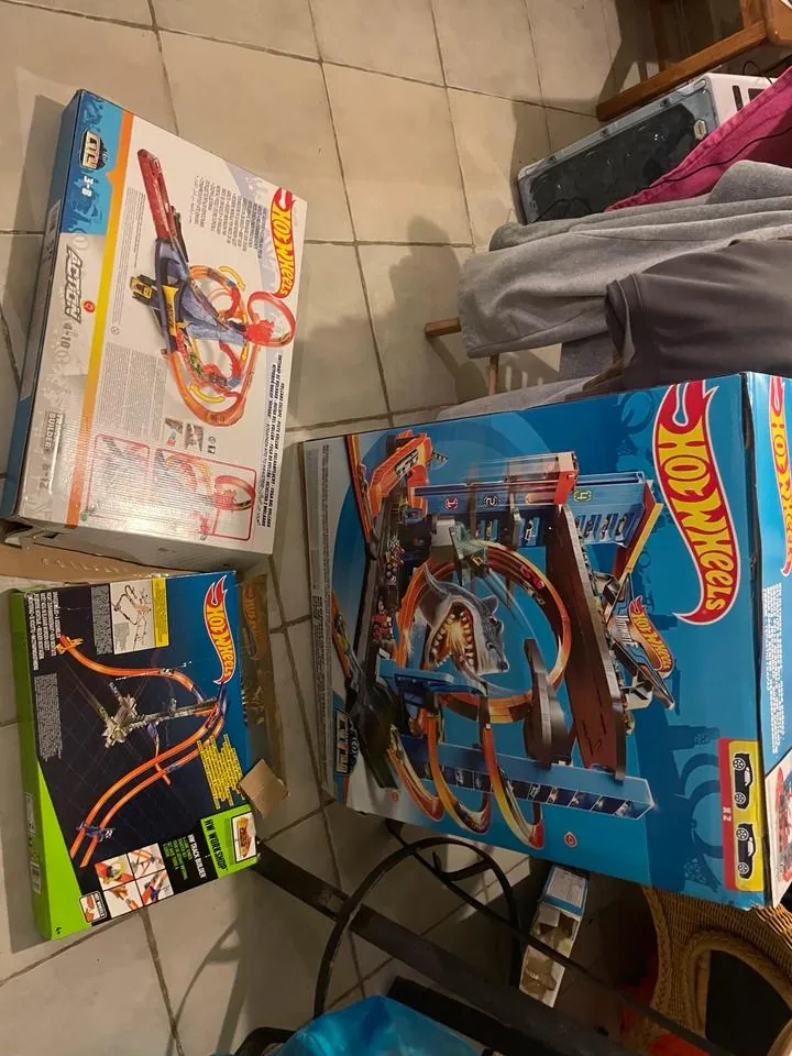 Hot Wheels Dragon Blast