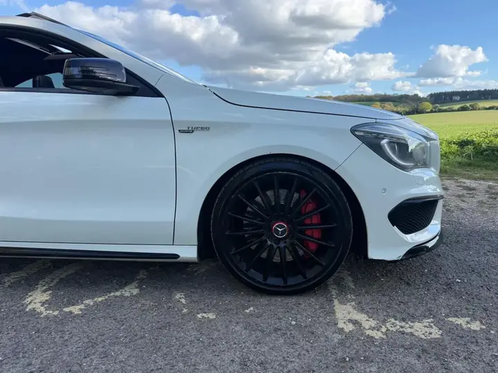 Mercedes-Benz Cla 2014 photo 2