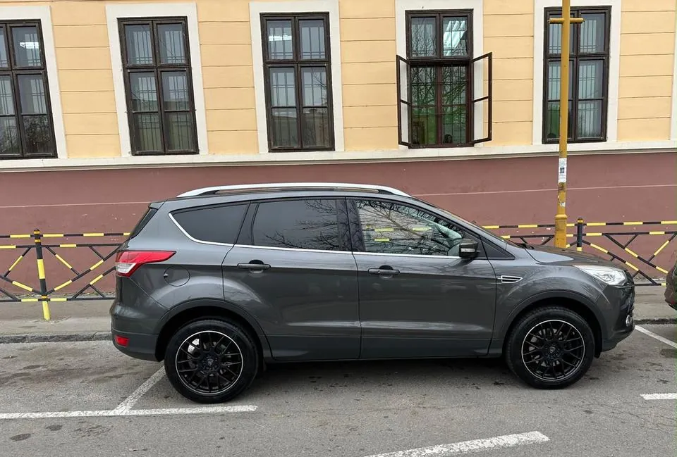 Ford Kuga