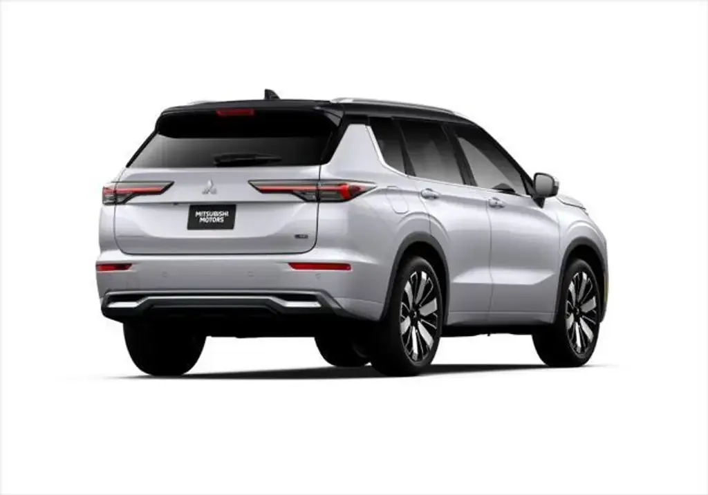 Mitsubishi Outlander 2026 photo 4