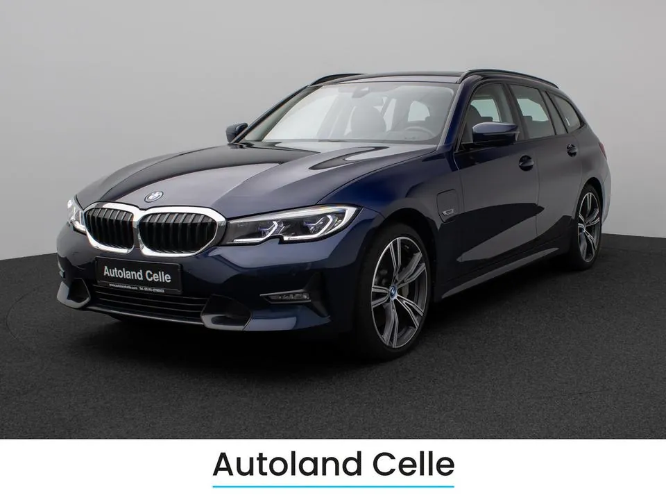 BMW 330E
