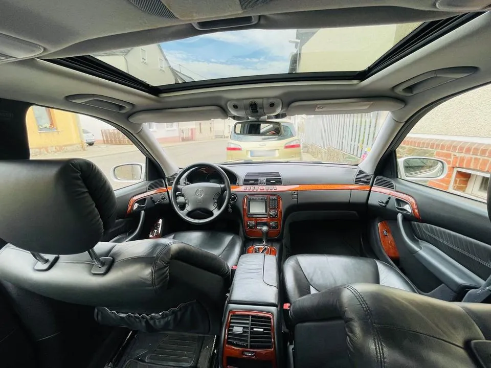 Mercedes-Benz S 320