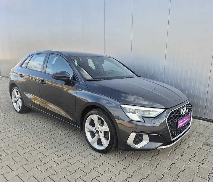 Audi A3 2022 photo 2