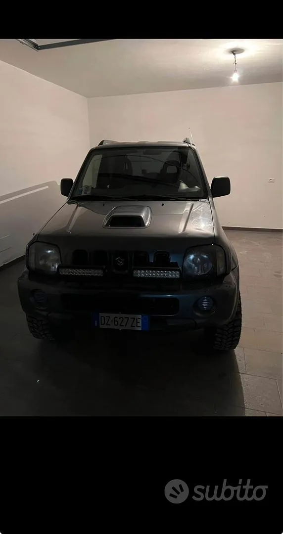 Suzuki Jimny 2005 photo 2