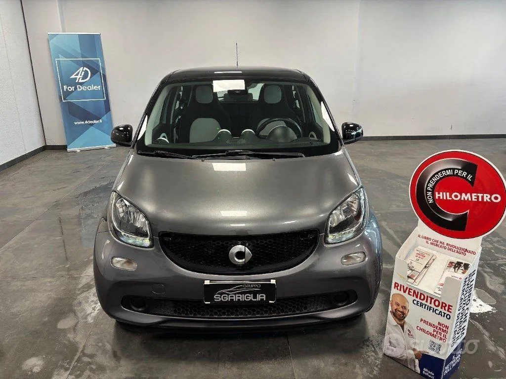 Smart Forfour 2018 photo 2
