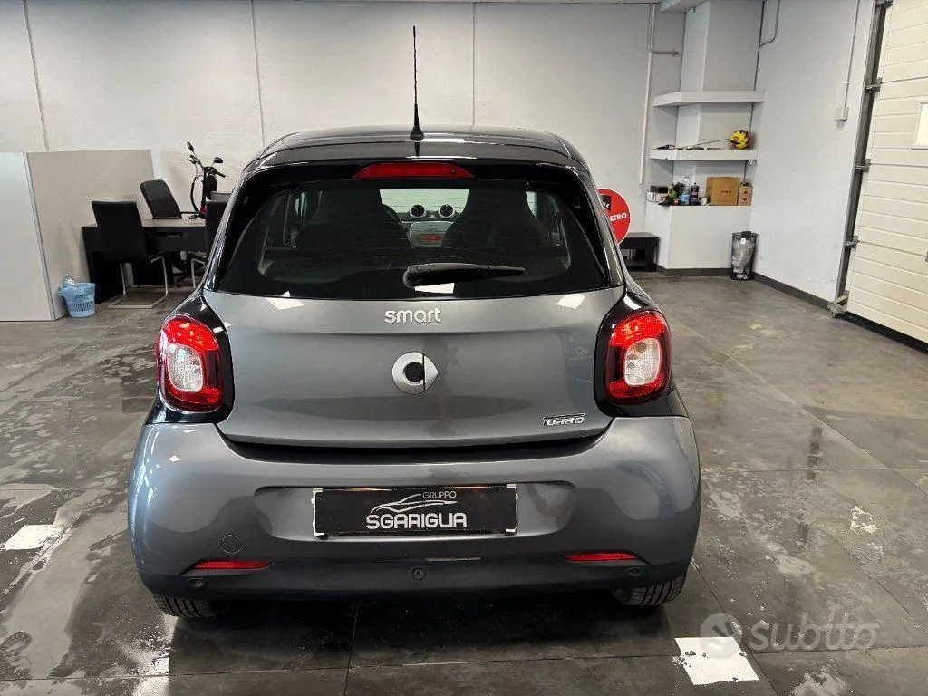 Smart Forfour 2018 photo 5