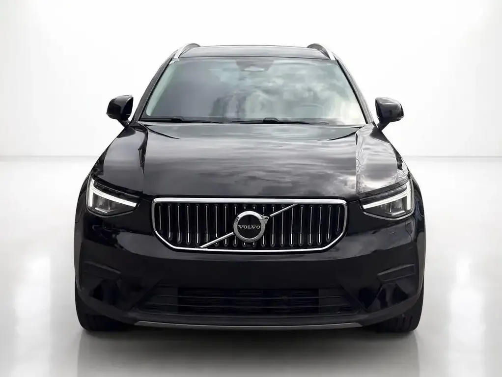 Volvo Xc40 2025 photo 2