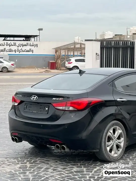 Hyundai Elantra 2013 photo 3