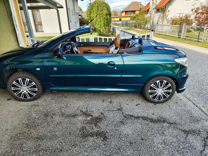 Peugeot 206 2003 photo 2