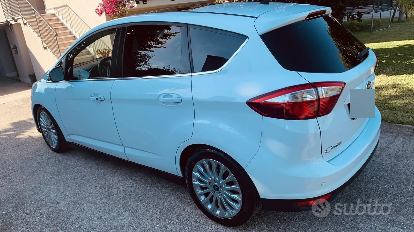 Ford C-Max 2011 photo 3