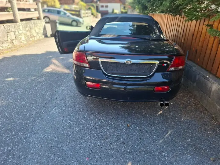 Chrysler Sebring 2005 photo 2