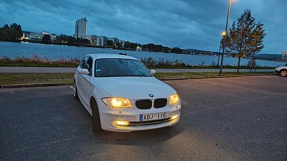 BMW 120I 2008 photo 2