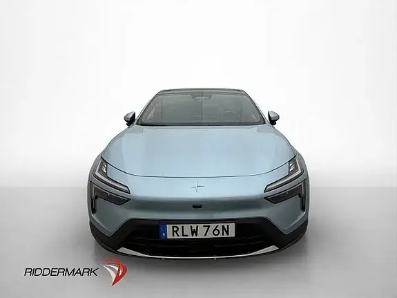 Polestar 4 2025 photo 2
