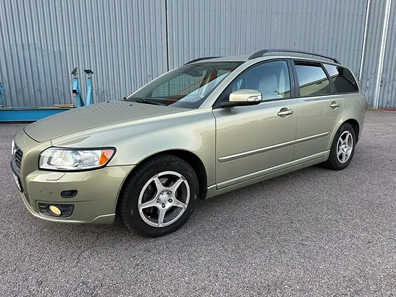 Volvo V50