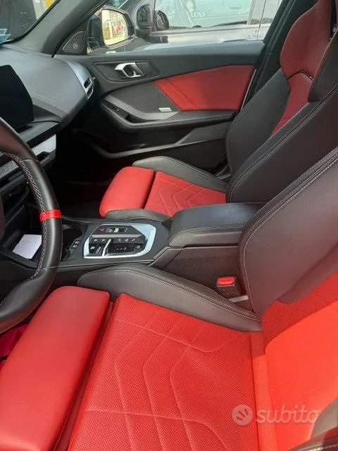 BMW M135I 2024 photo 3