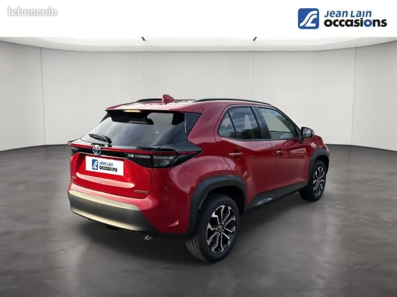 Toyota Yaris 2023 photo 5