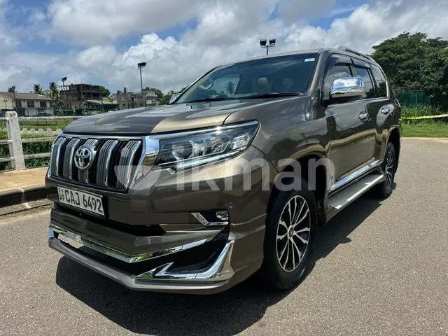 Toyota Land Cruiser Prado 2015 photo 2