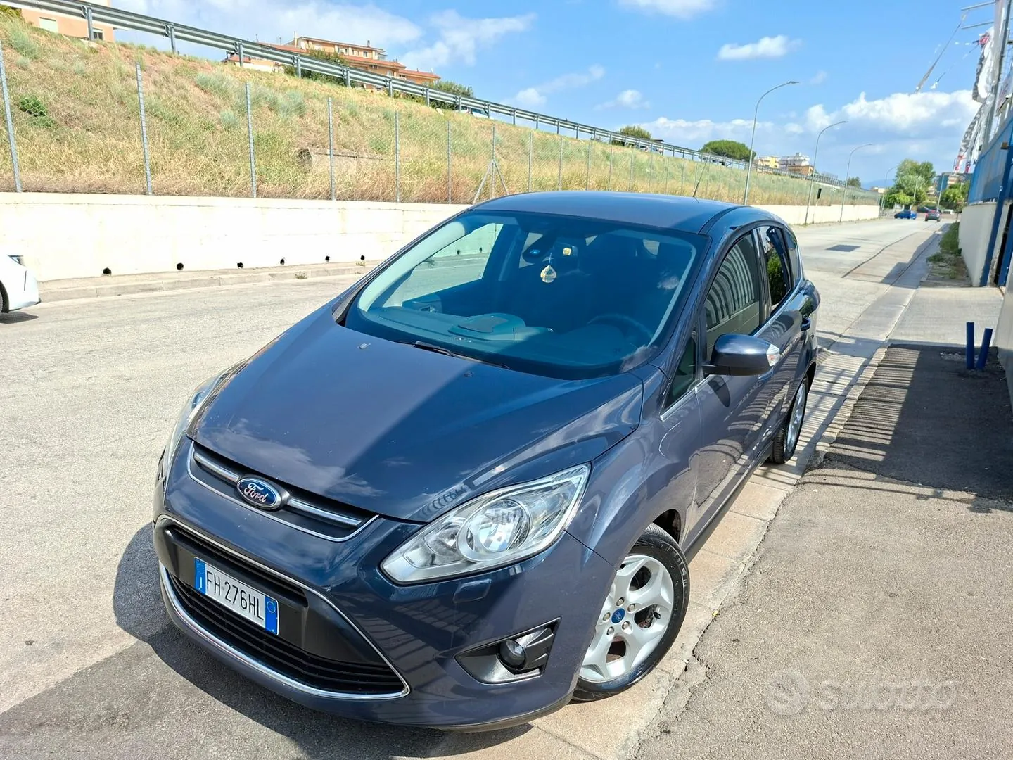 Ford C-Max 2012 photo 2