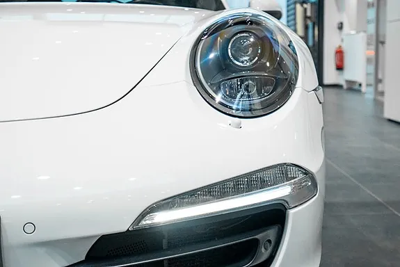 Porsche 911 Carrera 4S 2013 photo 3