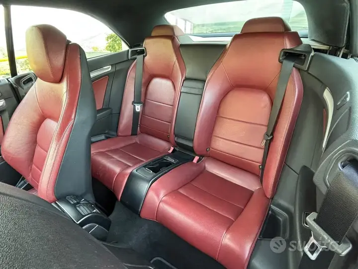 Mercedes-Benz E 2011 photo 2