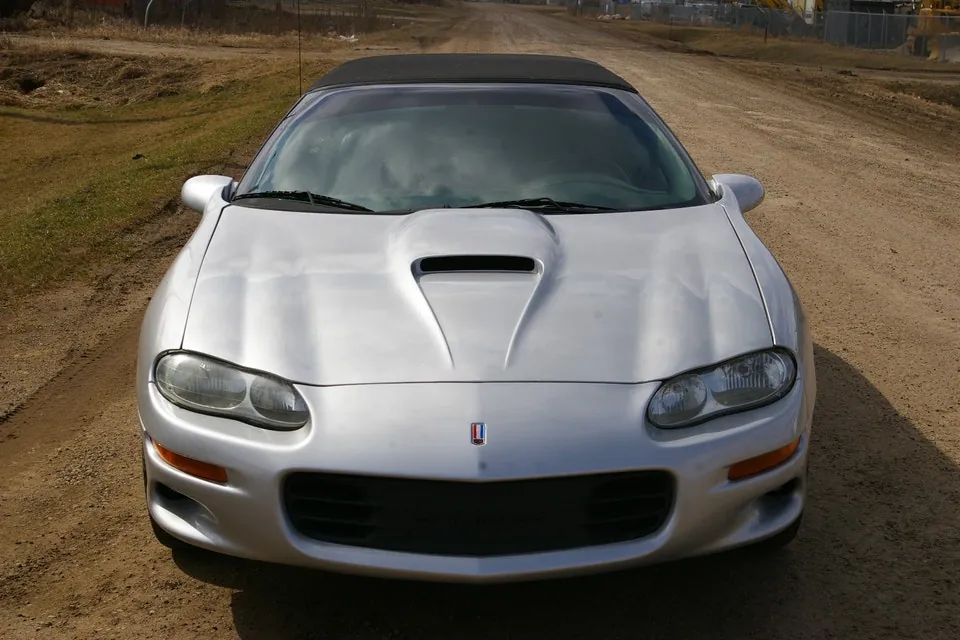 Chevrolet Camaro 2002 photo 2
