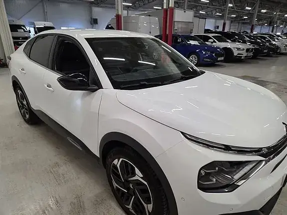 Citroen C4 2023 photo 3