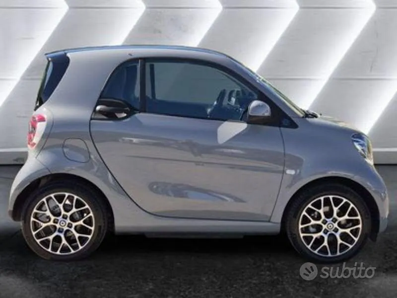Smart Fortwo 2023 photo 5