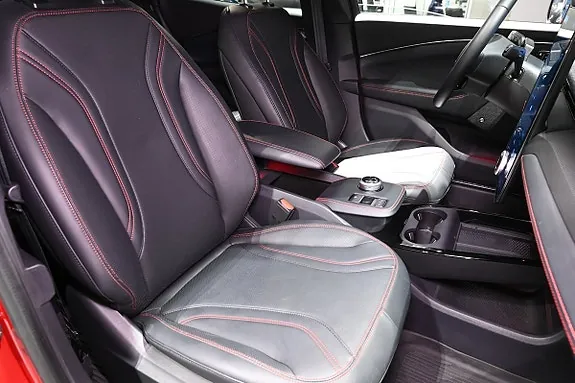 Ford Mustang Mach-E 2022 photo 3