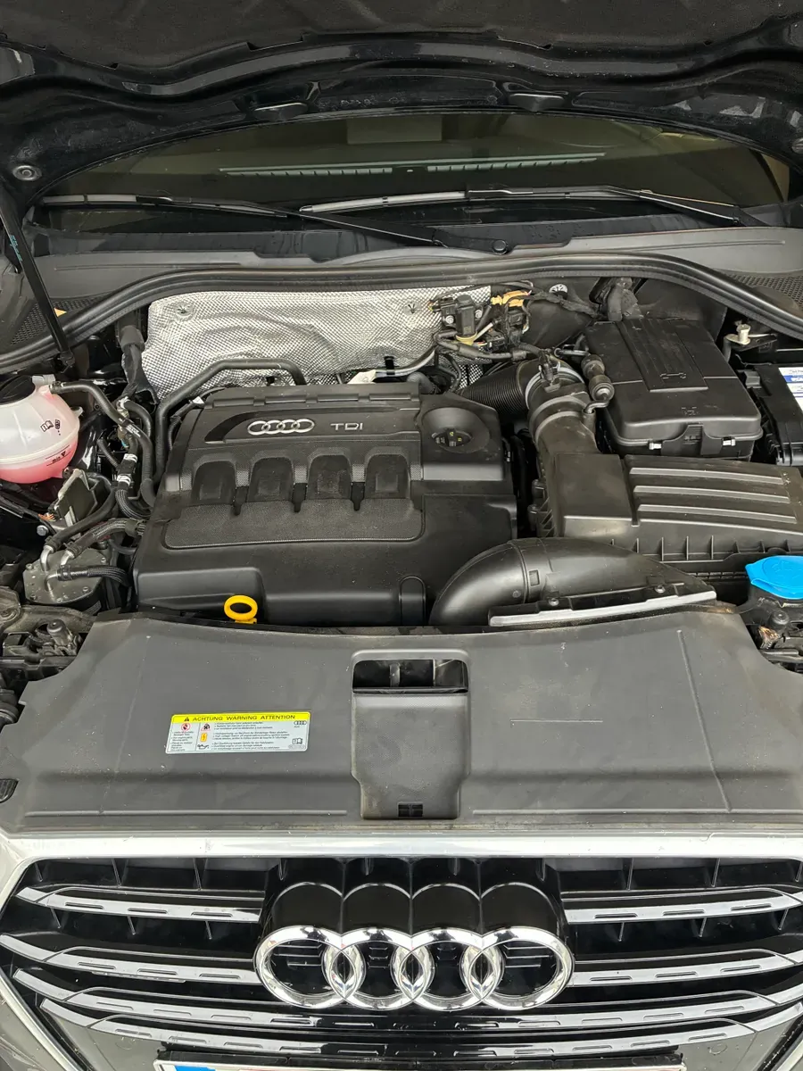 Audi Q3 2015 photo 3