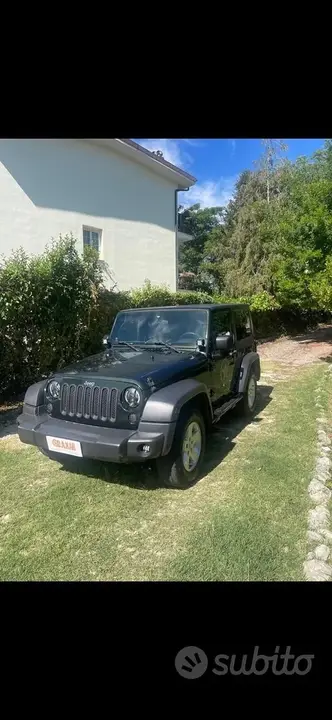 Jeep Wrangler 2010 photo 2