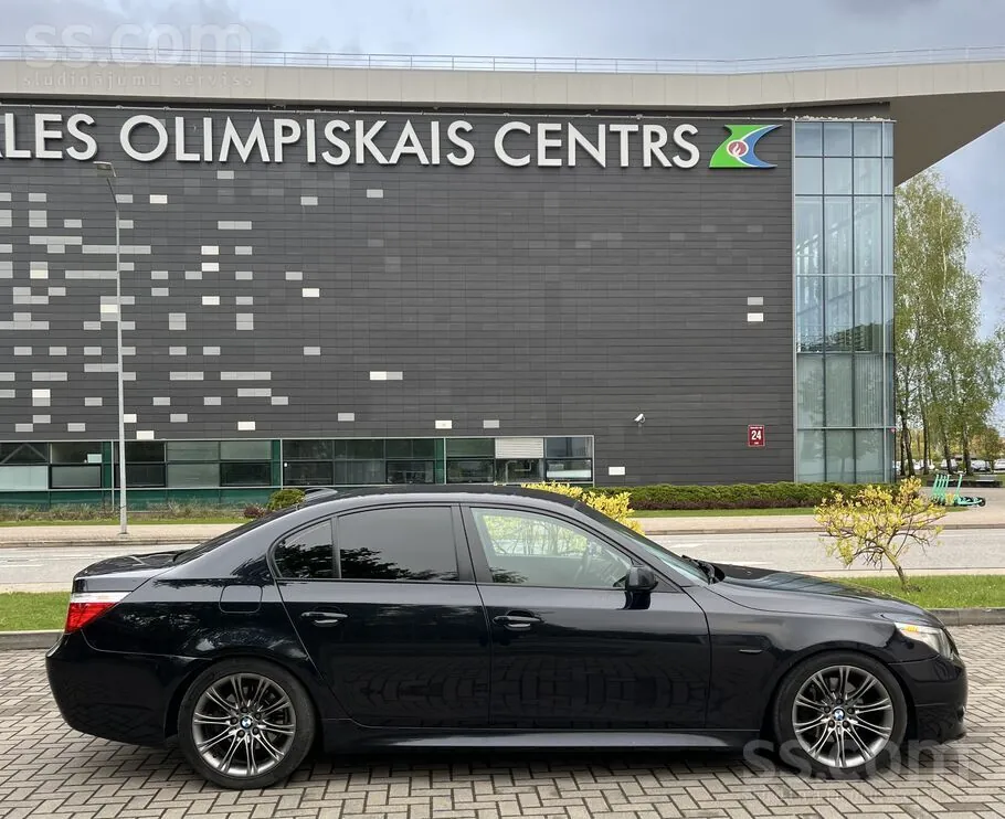 BMW 530 2005 photo 5