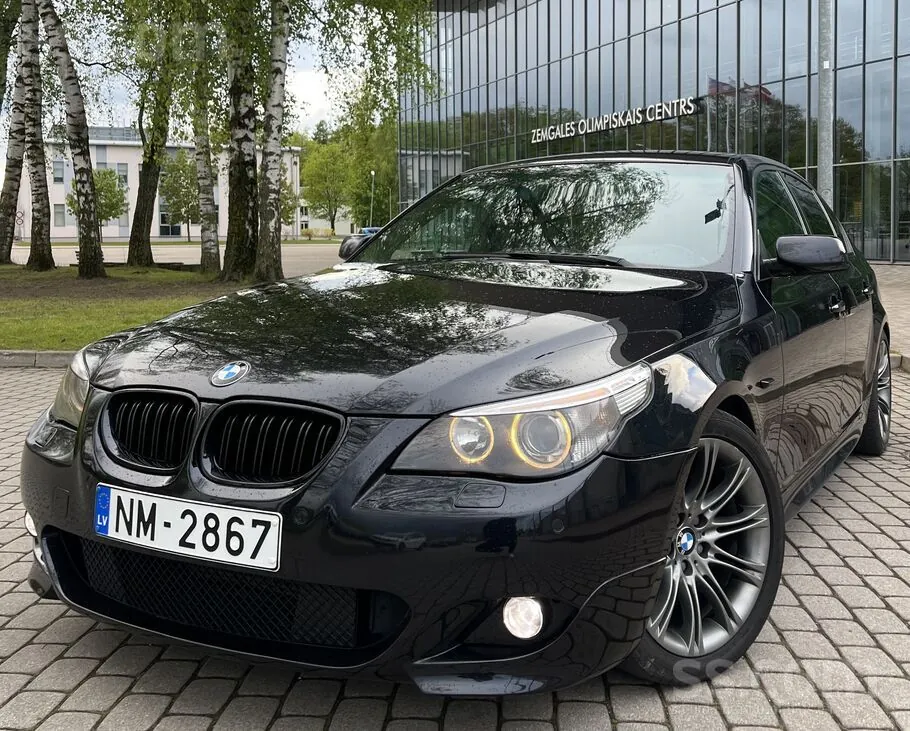 BMW 530