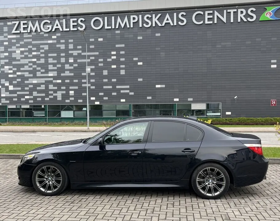 BMW 530 2005 photo 4