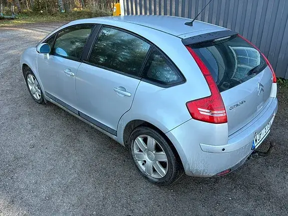 Citroen C4 2005 photo 2