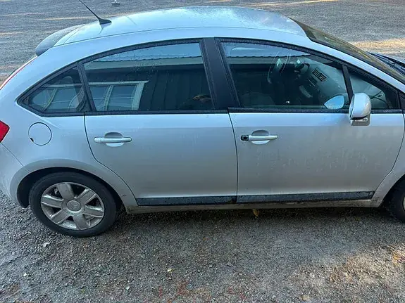 Citroen C4 2005 photo 4