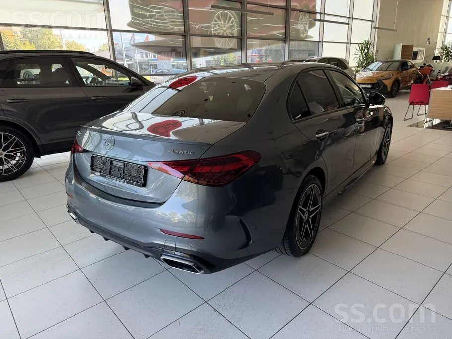 Mercedes-Benz C300 2022 photo 5