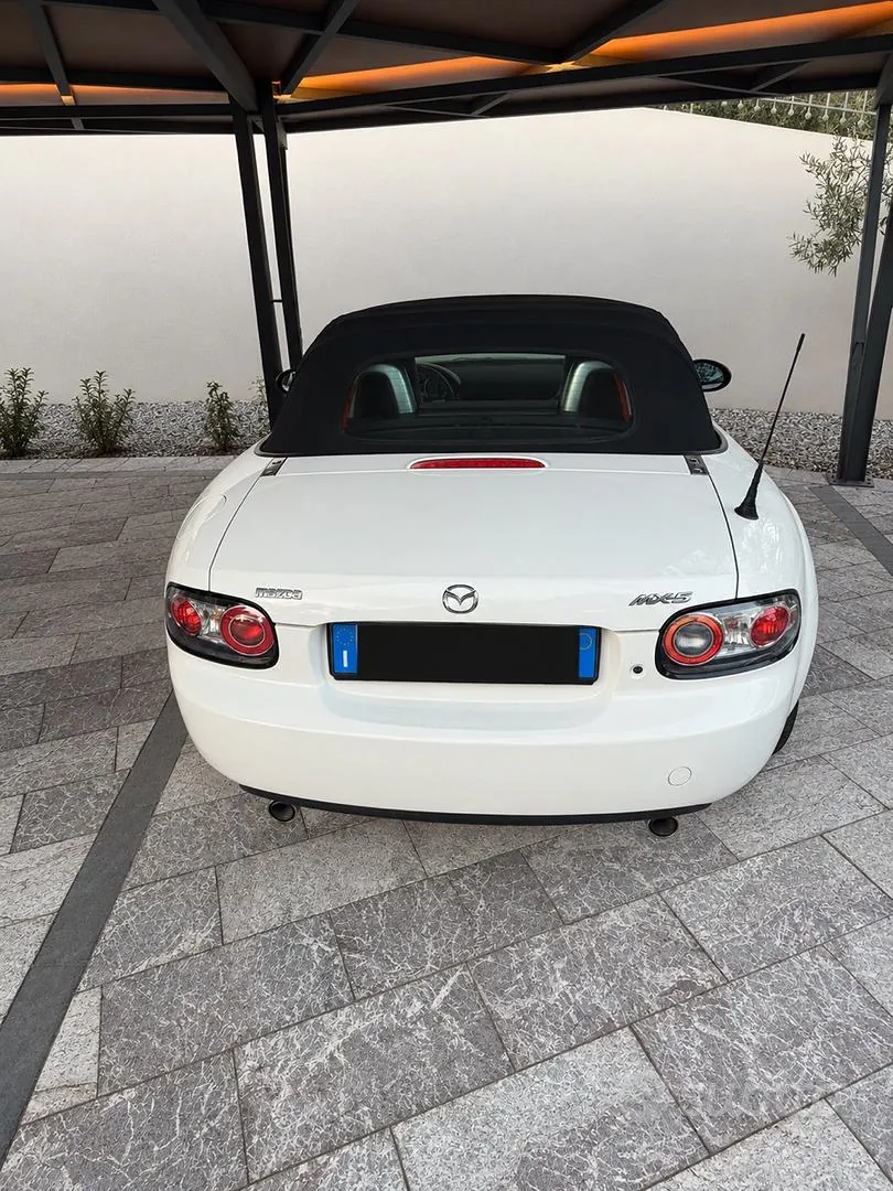 Mazda Mx-5 2006 photo 2