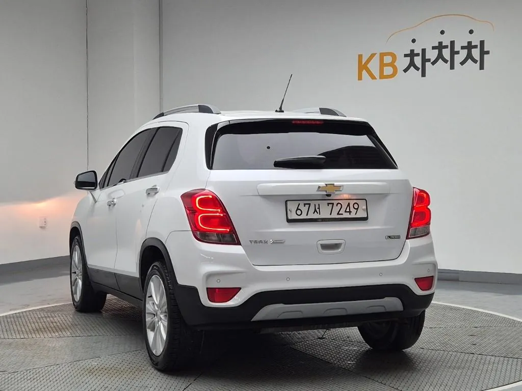 Chevrolet Trax 2018 photo 2