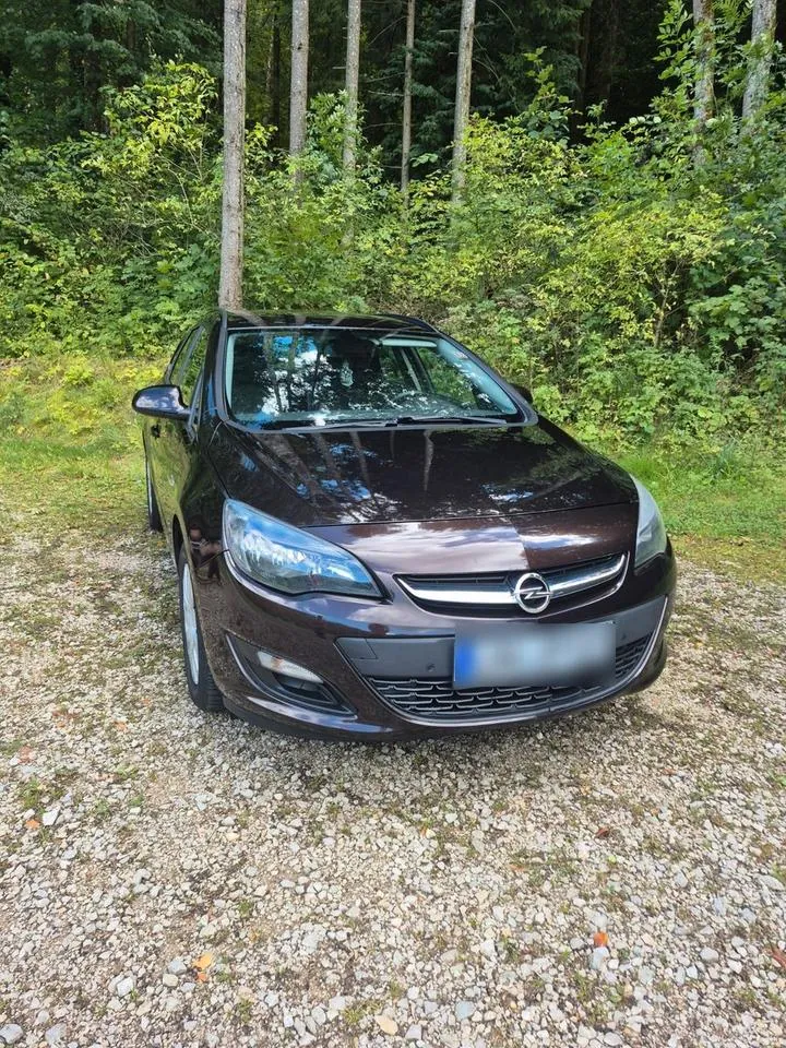 Opel Astra J