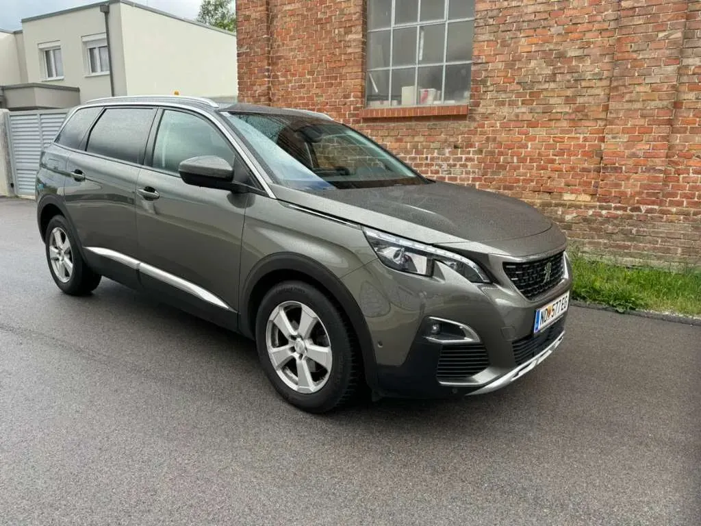 Peugeot 5008 2018 photo 3