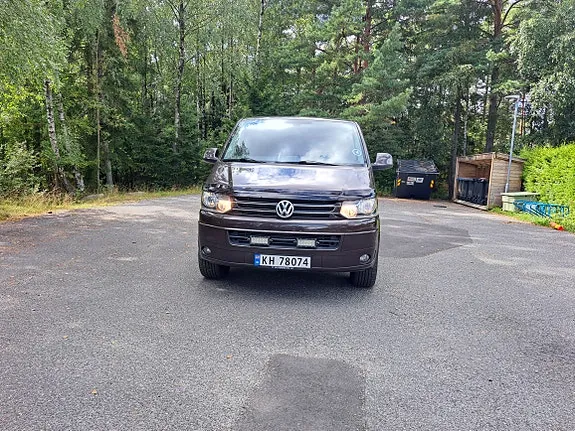 Volkswagen Caravelle 2012 photo 2