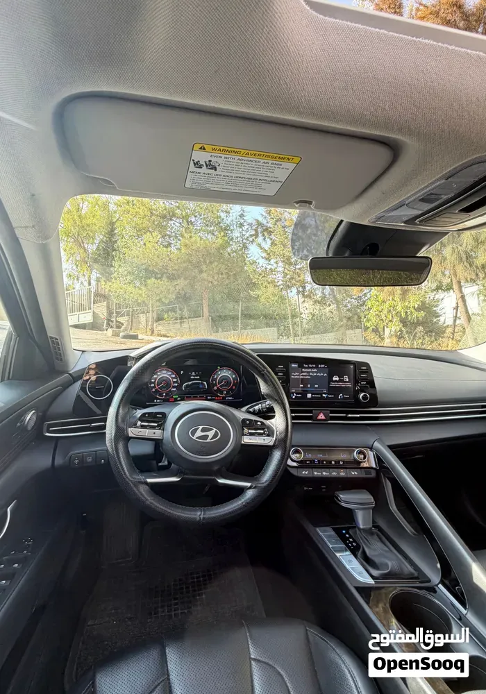 Hyundai Elantra 2025 photo 4