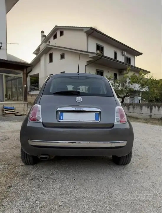 Fiat 500 Lounge 2011 photo 2