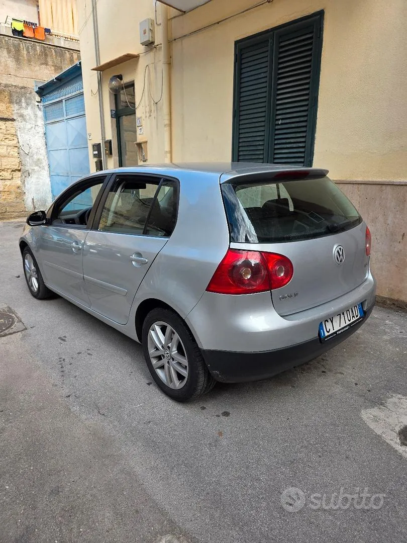 Volkswagen Golf 2005 photo 3
