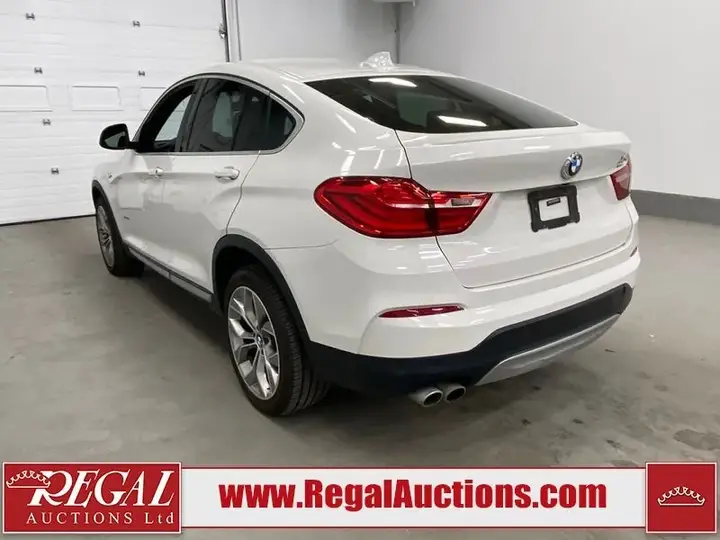 BMW X4 2016 photo 4
