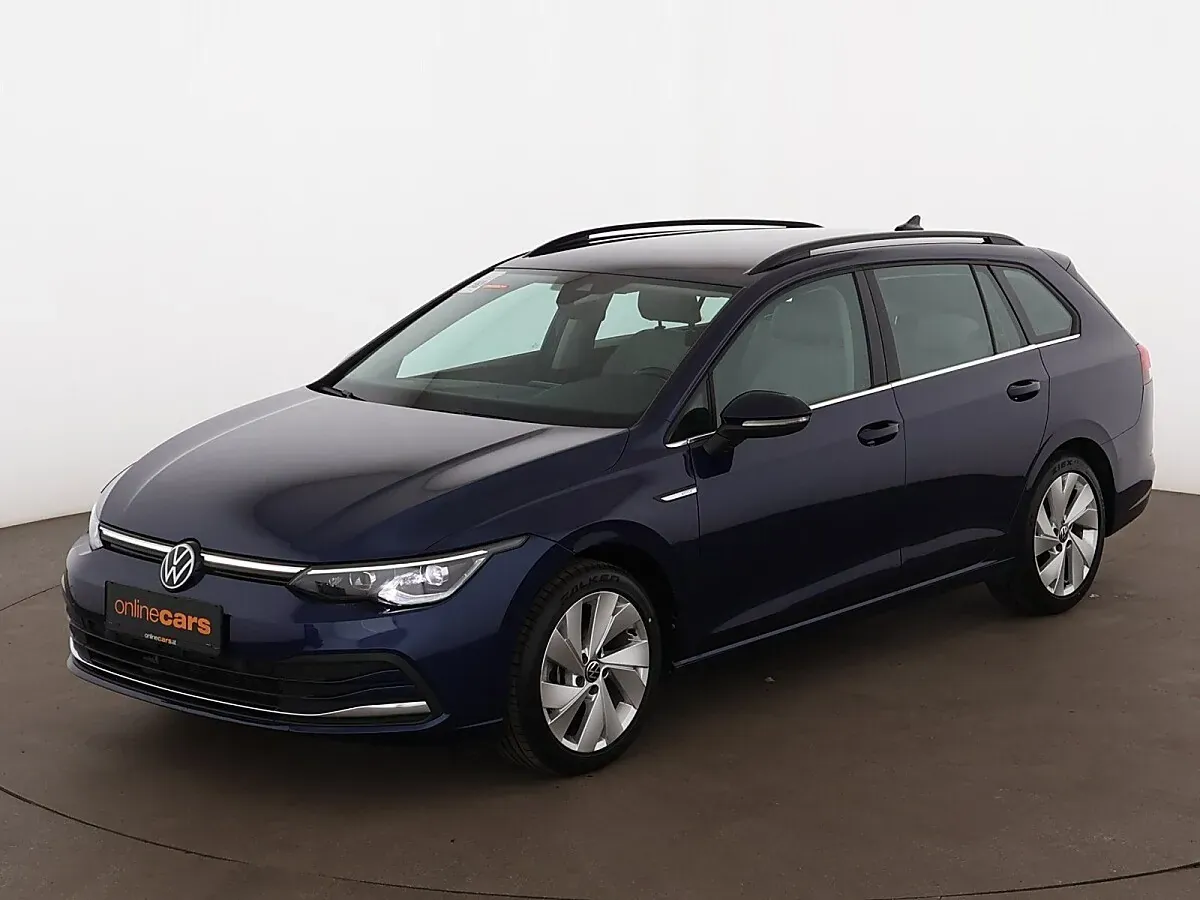 Volkswagen Golf 2022 photo 2