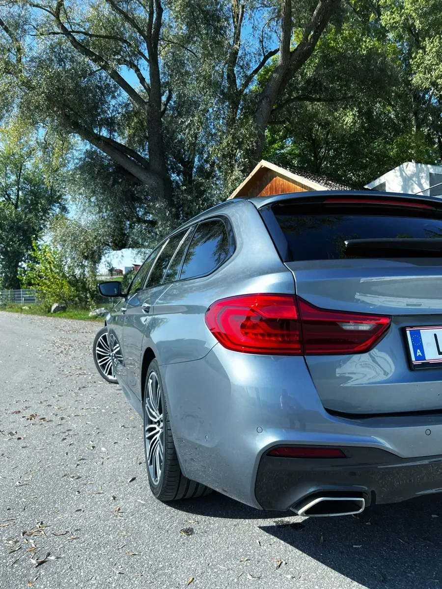 BMW 5 Series 2017 photo 3